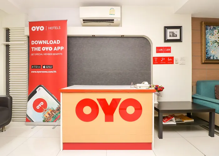 Oyo 225 Premier Place Отель 2*