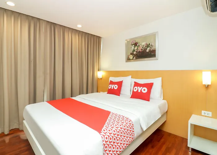 Oyo 225 Premier Place Отель