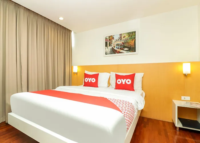 Отель Oyo 225 Premier Place Бангкок