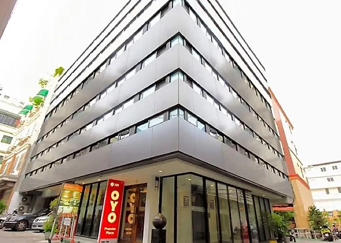 Oyo 225 Premier Place Отель Бангкок
