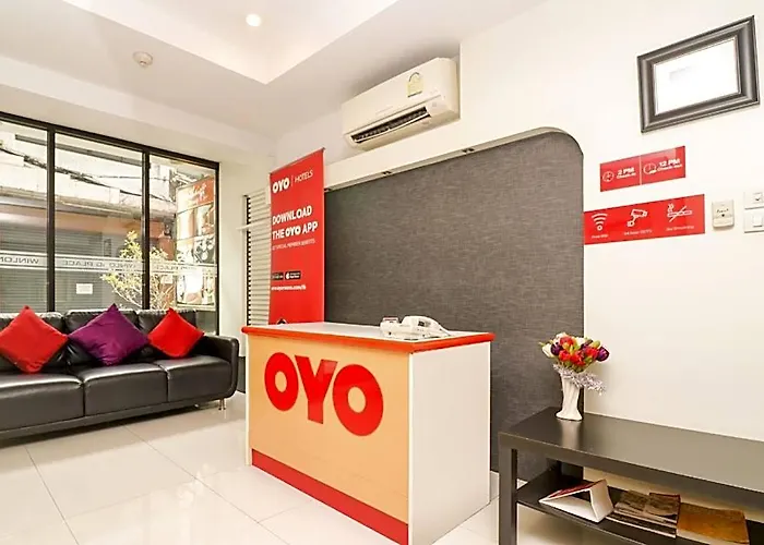 Oyo 225 Premier Place 2* Бангкок