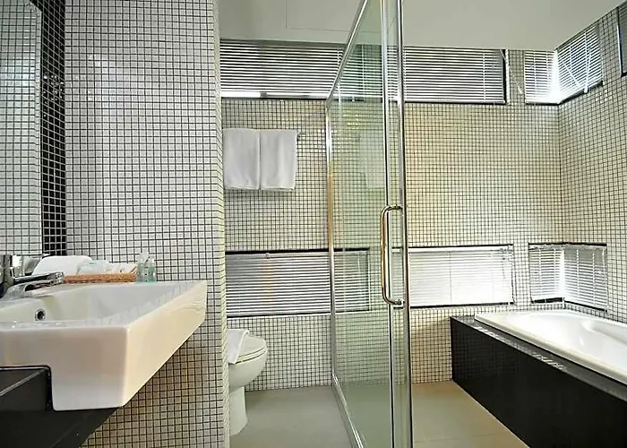 Отель Oyo 225 Premier Place Бангкок