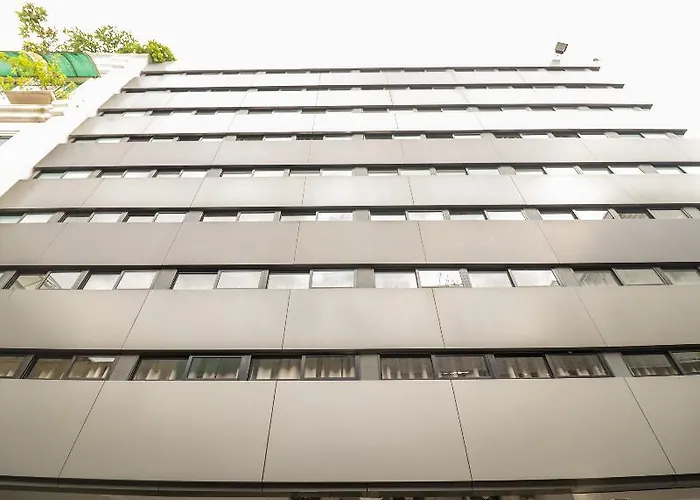 Отель Oyo 225 Premier Place Бангкок